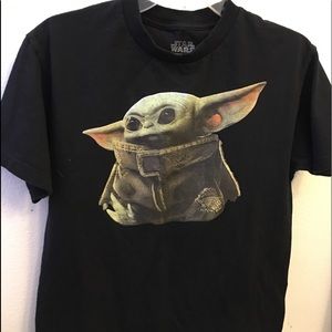 Star Wars Mandalorian Portrait Tee in Black.